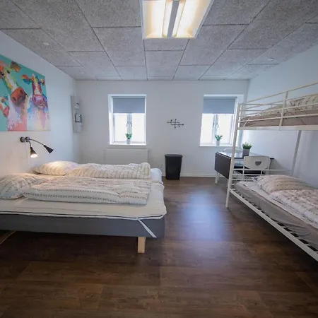 - Billund 1 Hotell *